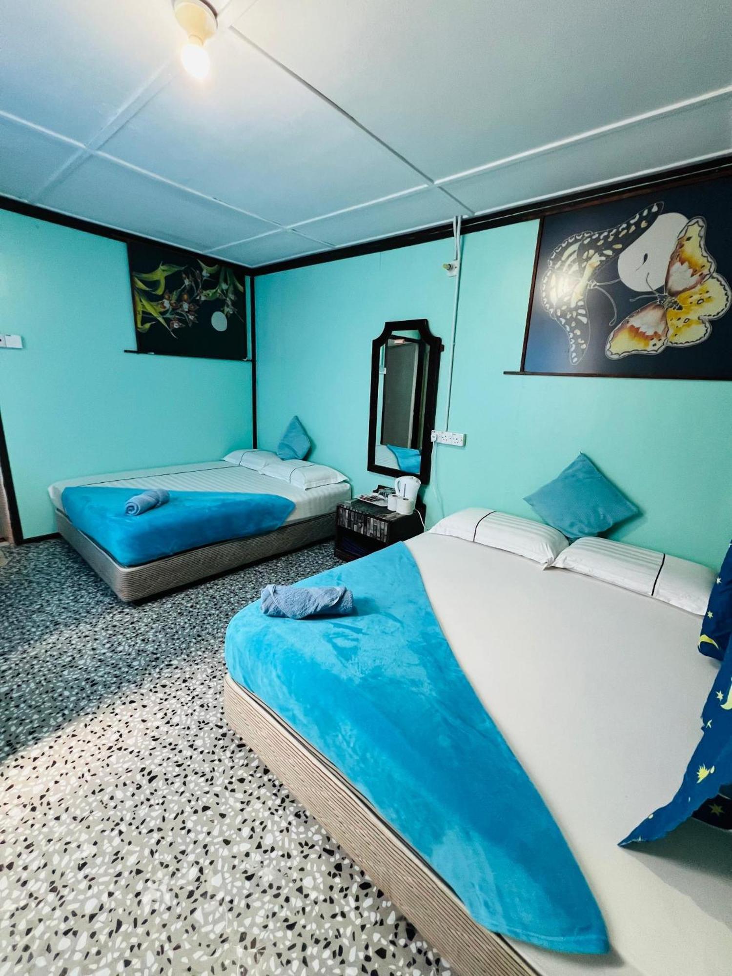 Mukut Coral Chalet Kampong Mukut ภายนอก รูปภาพ