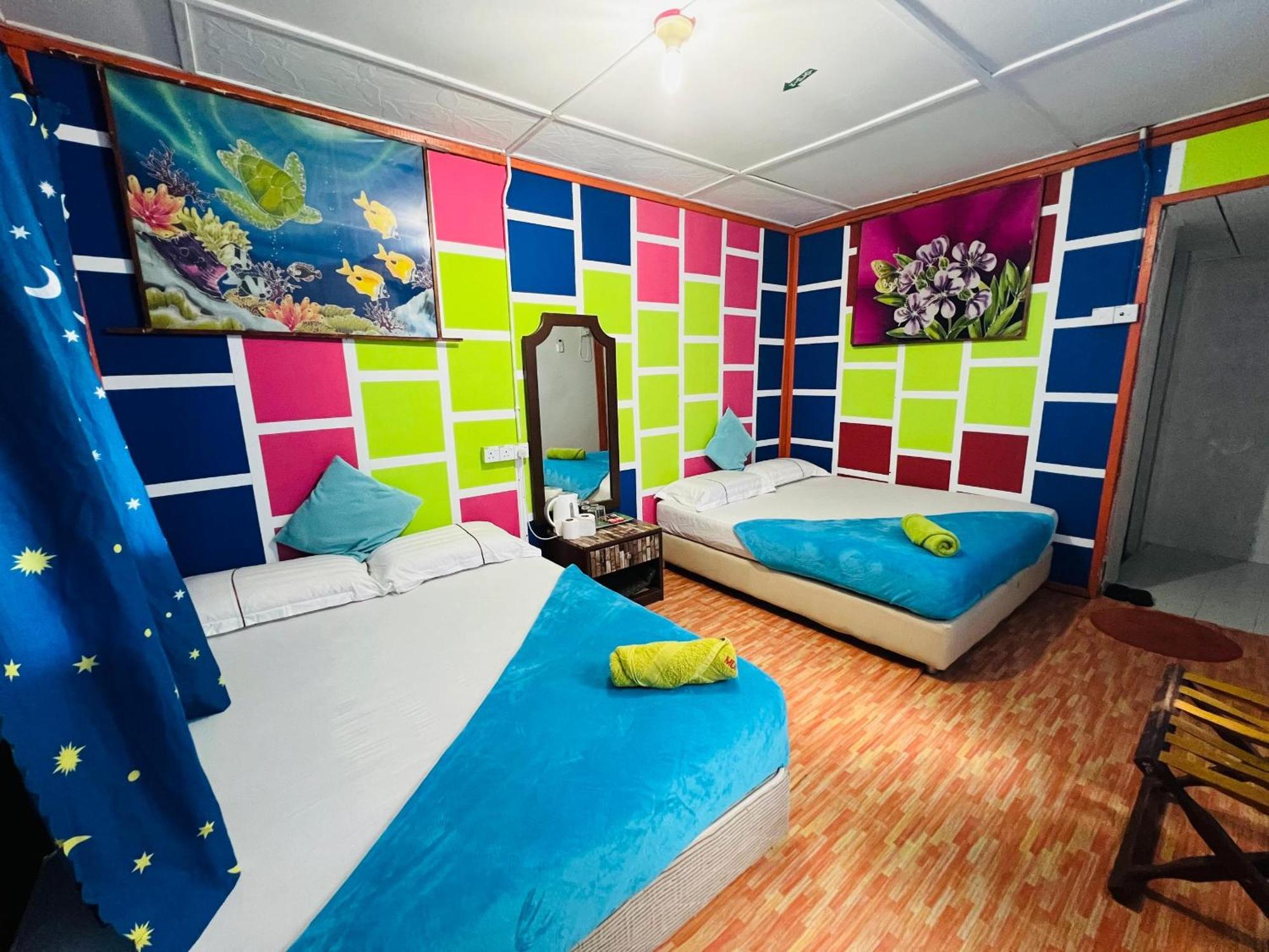 Mukut Coral Chalet Kampong Mukut ภายนอก รูปภาพ